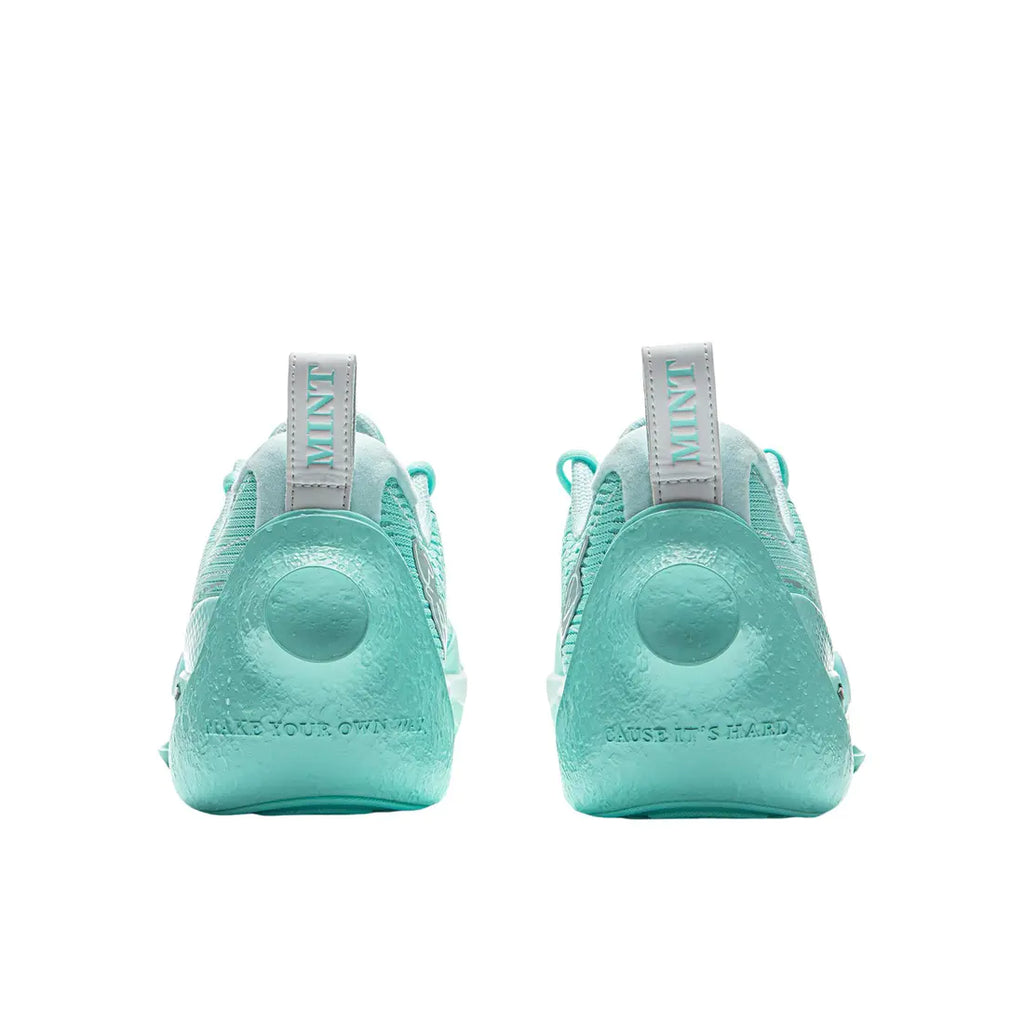 Lining Wade All City 13 " Mint "