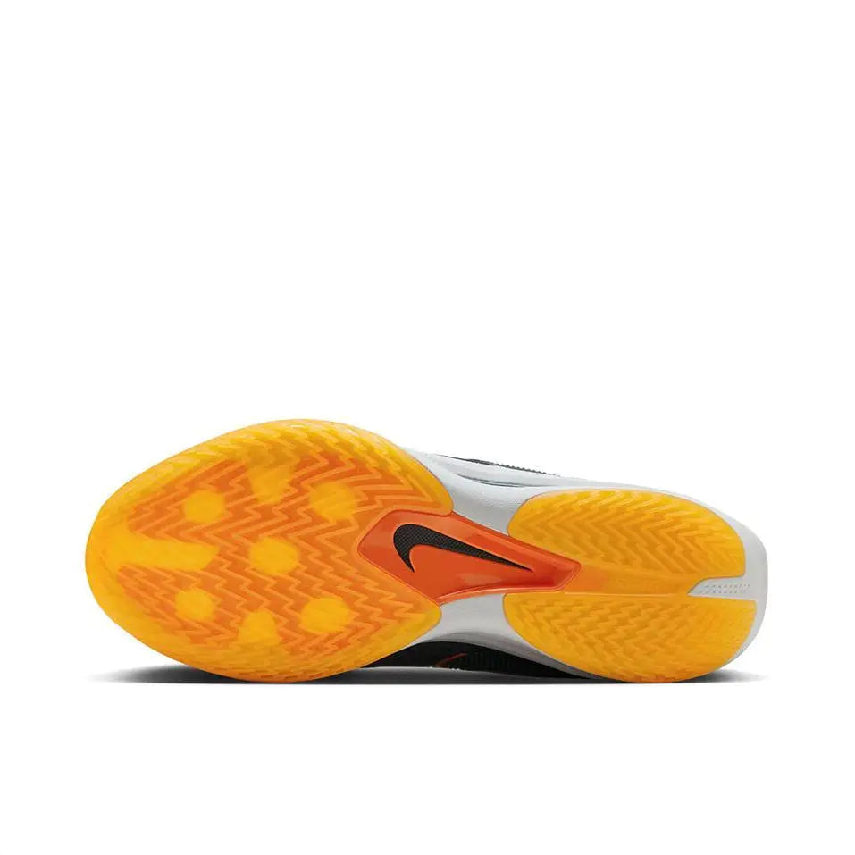 GT Cut 3 " Nike University "