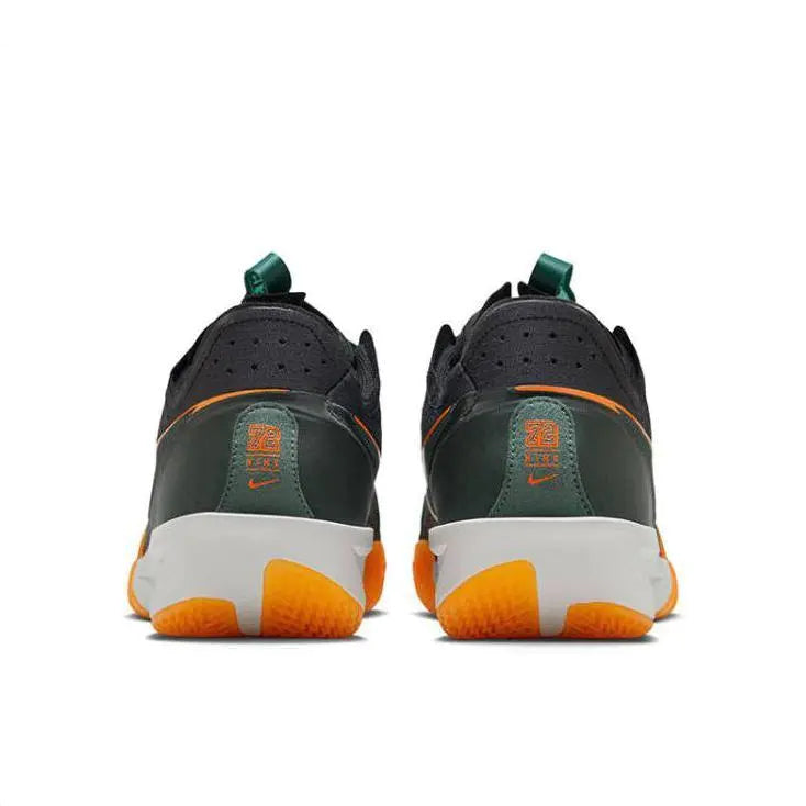 GT Cut 3 " Nike University "