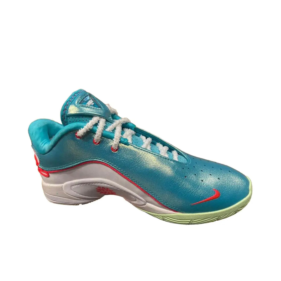 LeBron 22 " Christmas "