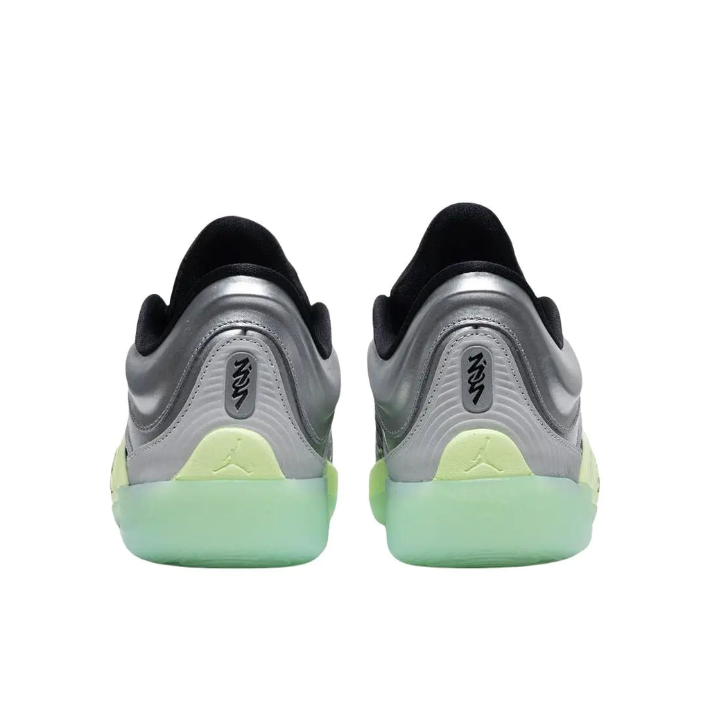 Zion 4 " Fog Metallic Silver "