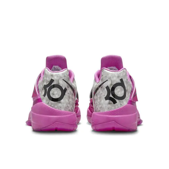 KD 4 'Aunt Pearl'
