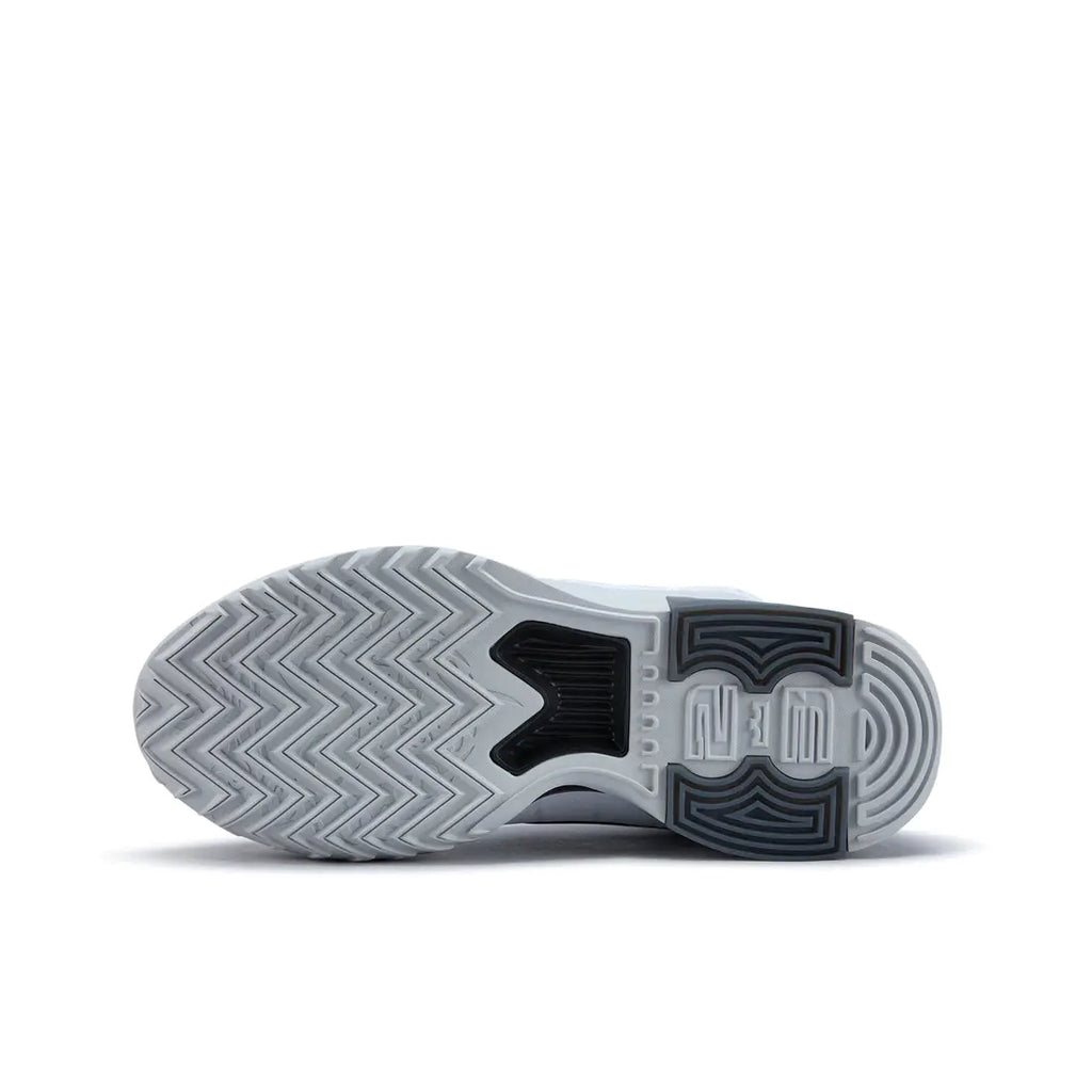 LeBron Witness 9 EP "White Black"